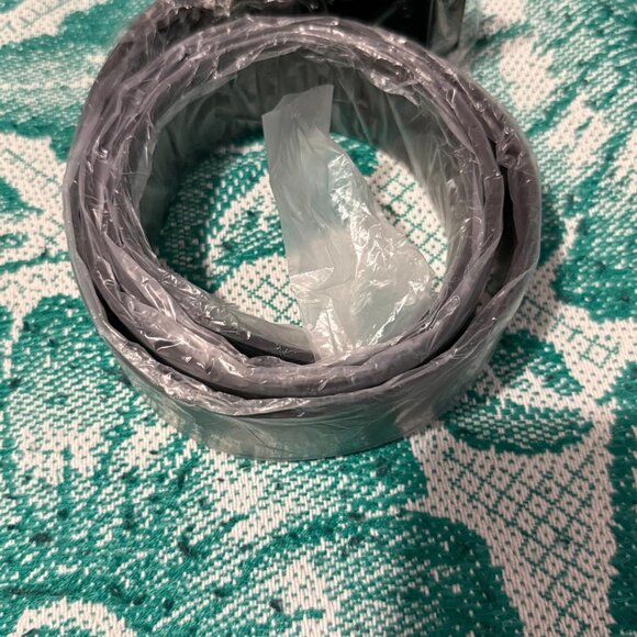 Men’s Silver Buckle Leather Belt – Ratchet Style, Adjustable Dress Belt (120cm) - Picture 3 of 4